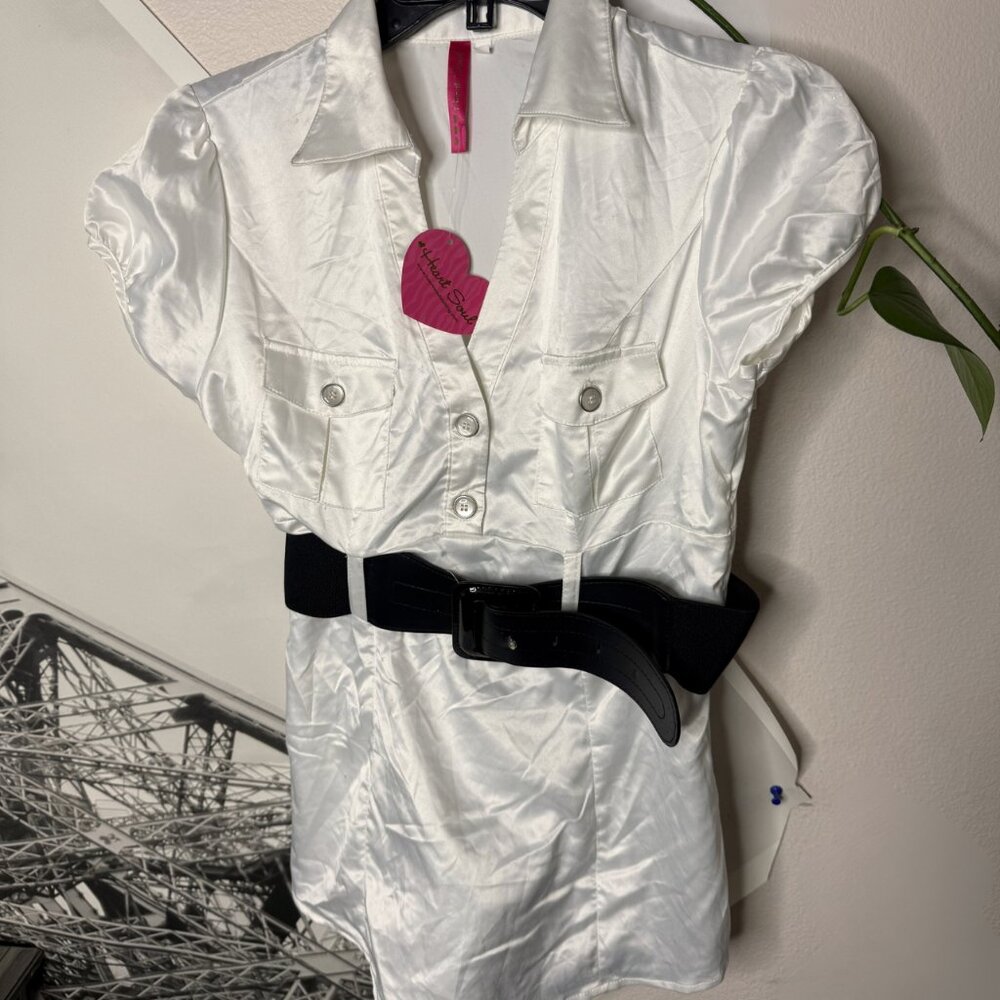 🤍Cute Y2K Inspired Top🤍